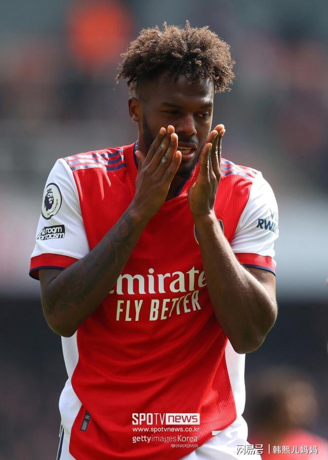 南宫电竞社区包含今晨体能课后，阿森纳强势反弹备战法甲，信心回归，资深球员宣示担当的词条